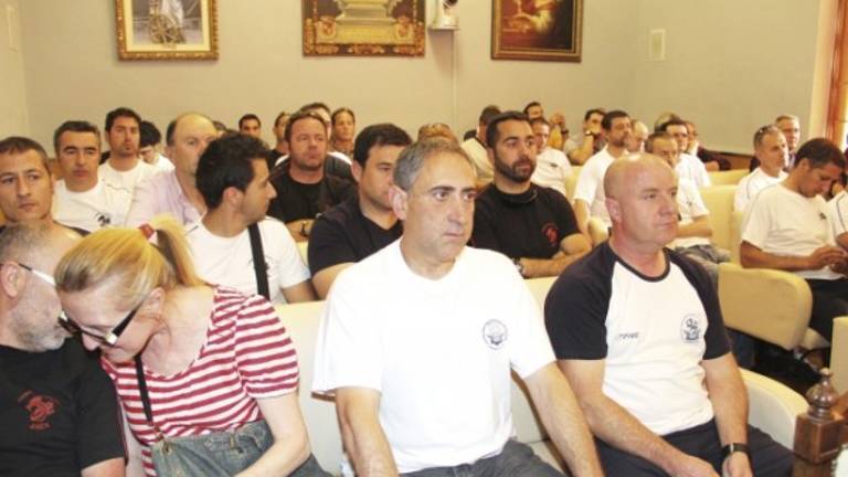 Bomberos recurren a los tribunales para que el Ayuntamiento les pague