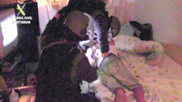 Detenidos cuatro falsos agentes de la ley por varios secuestros exprés