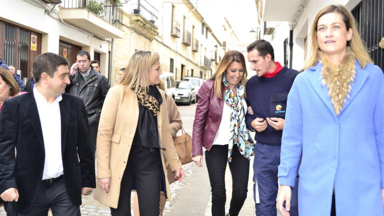 Los socialistas arropan a Díaz