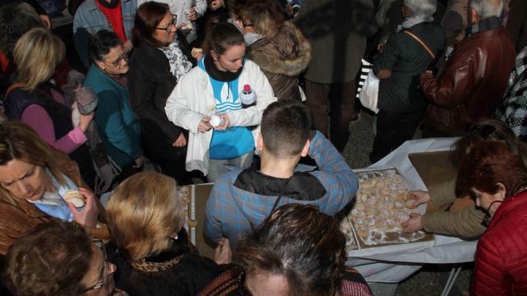Ofrenda de cohetes al patrón