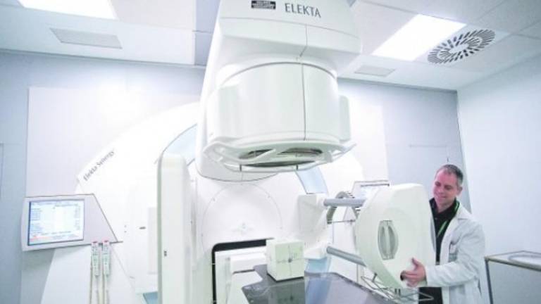Una avería deja el hospital con una sola máquina de radioterapia