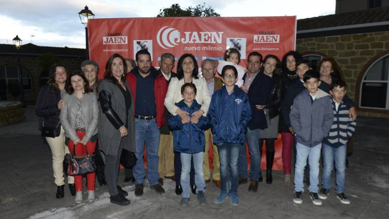 La mujer que siempre tiene la mano tendida