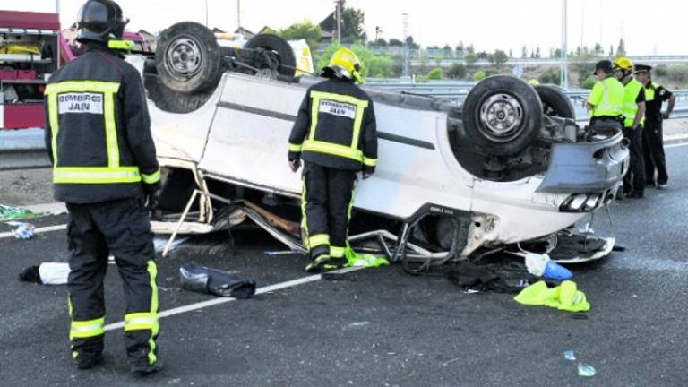 La Guardia Civil investiga el accidente mortal de la A-44