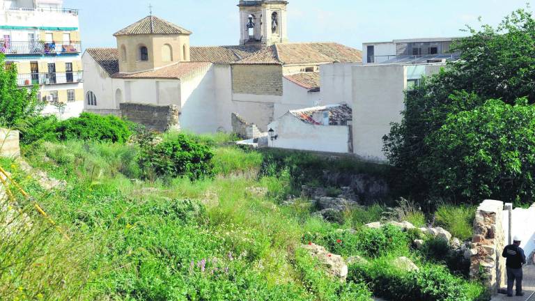 “Ni un papel” para permutar solares y construir el instituto