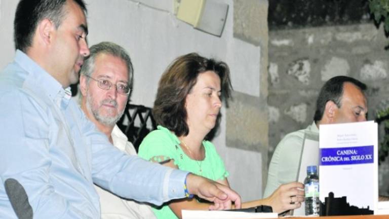 Un repaso a la historia de Canena en el siglo pasado