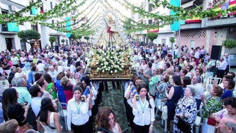 Demostración de pura fe hacia la Virgen de la Villa