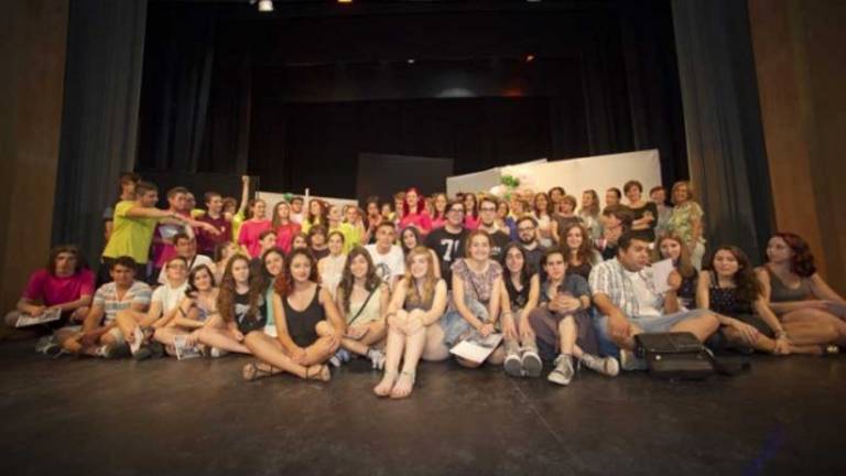 Aplauso al teatro más joven y vivo