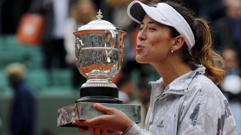 Garbiñe Muguruza se corona “reina” de París tras ganar Roland Garros