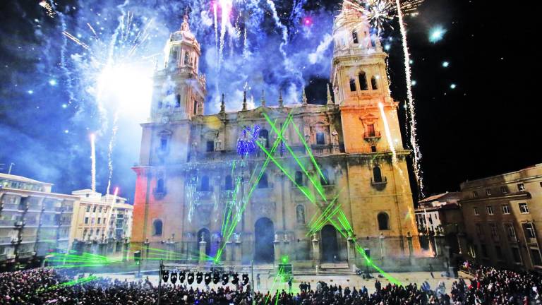 La Navidad llega a Jaén con luz, fuegos y fantasía