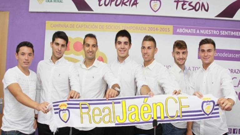 Tres licencias por cubrir en el Real Jaén
