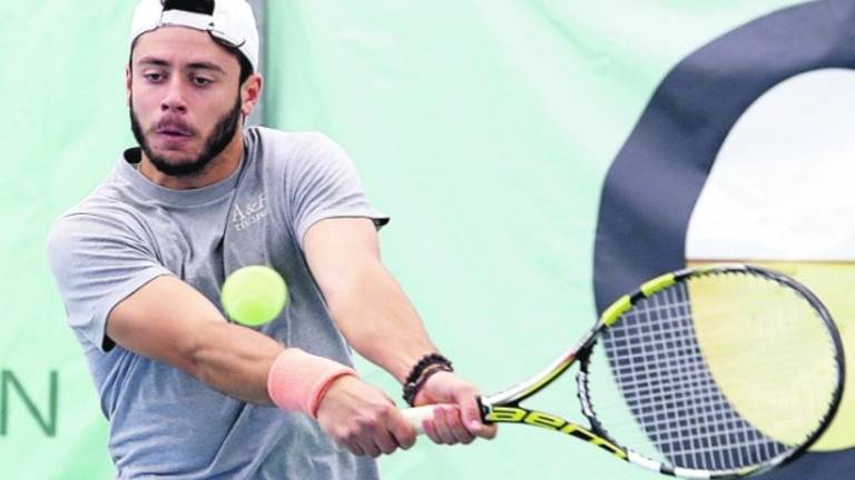 Los tenistas nacionales cumplen en la apertura de la fase previa