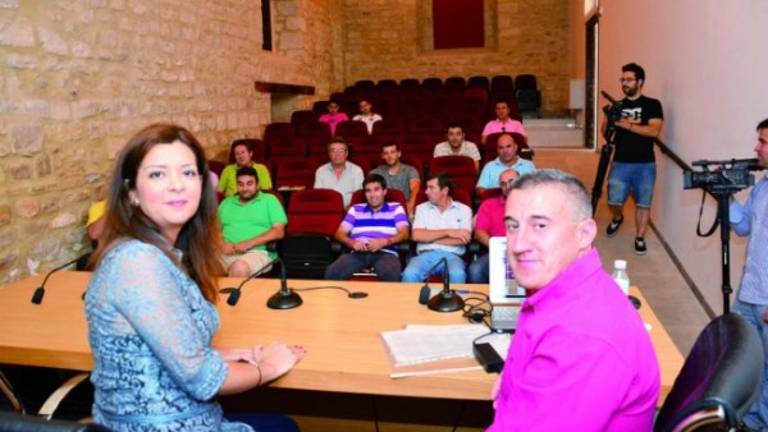 El Ayuntamiento hará contratos de seis meses