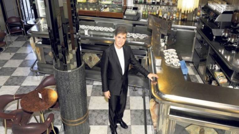 La Cafetería Zeluán cierra veinticinco años después