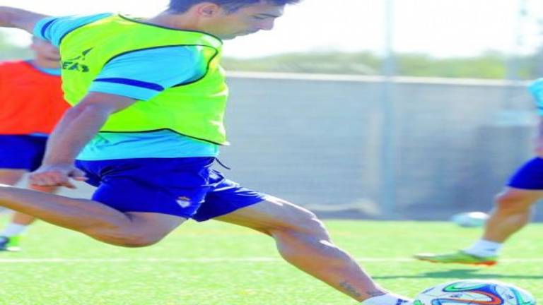 El debut se hace esperar
