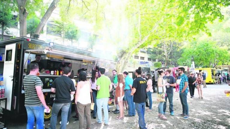 Cerca de 30.000 asistentes aparcan en el Food Truck