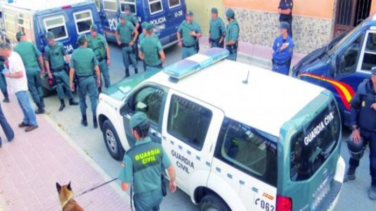 Nueve detenidos en el mayor golpe policial al tráfico de drogas en años