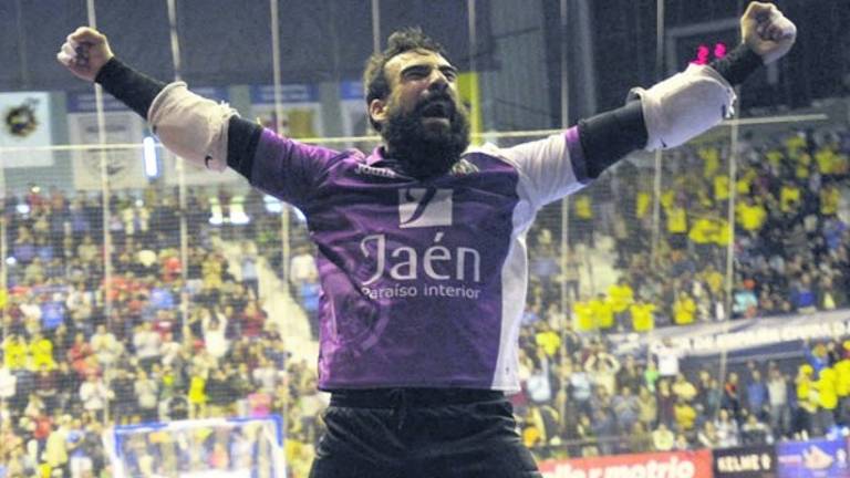 Alfonso Prieto se despide de Jaén con dos emotivas cartas