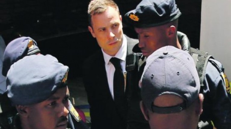 Pistorius, condenado a cinco años por matar a su novia