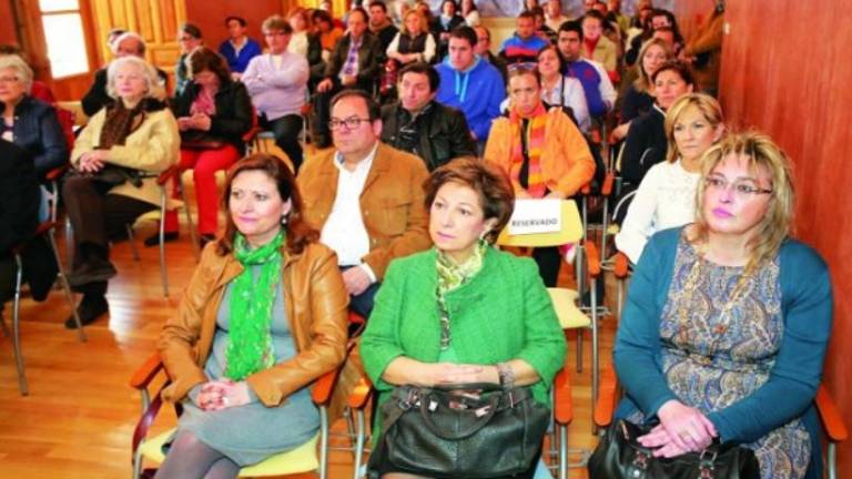 Poesía, laurel e incesante lucha por la igualdad real