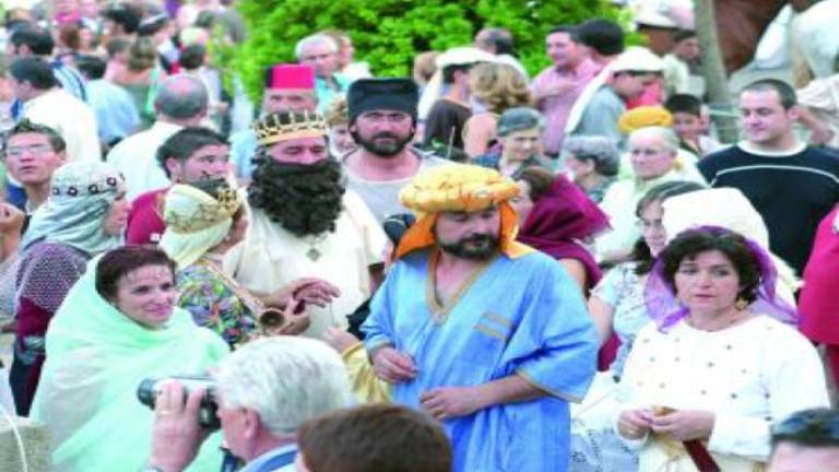 Baños muestra hoy su mejor cara medieval