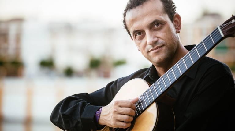 GUITARRA. <i>Los compromisos internacionales de Enrique Muñoz, son continuos. </i>