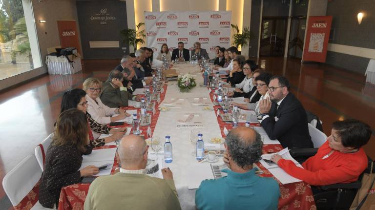 <i>Reunión del Jurado, celebrada en el Complejo Juleca, el pasado miércoles, 24 de abril. </i>