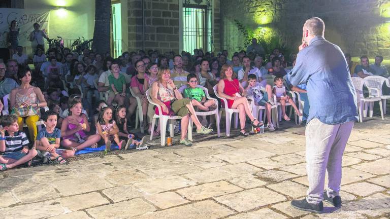 Cuentos, una cita intergeneracional