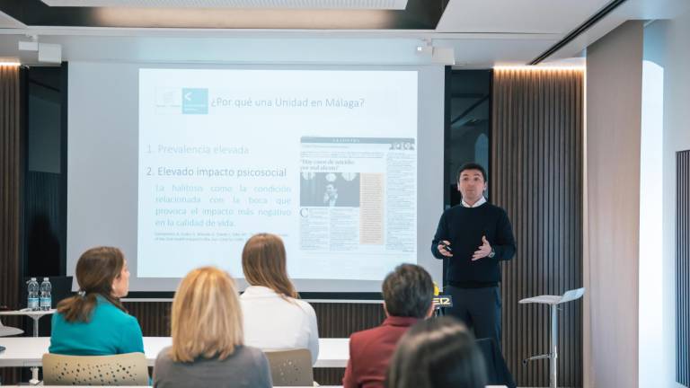 Abre en Málaga una Unidad Pionera de Halitosis