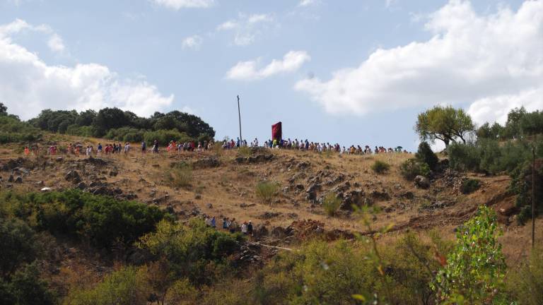 Valdepeñas vive a su Cristo