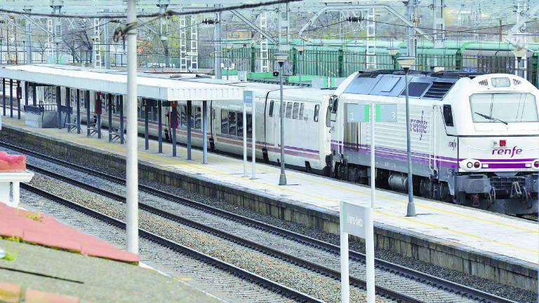 El comité de Adif solicitará que vuelva el tren hotel a Barcelona