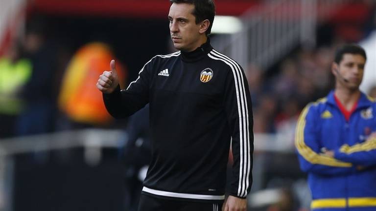 El Valencia pone fin a la era Gary Neville como entrenador
