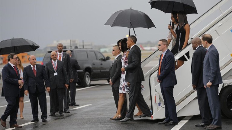 Obama completa un viaje histórico a Cuba