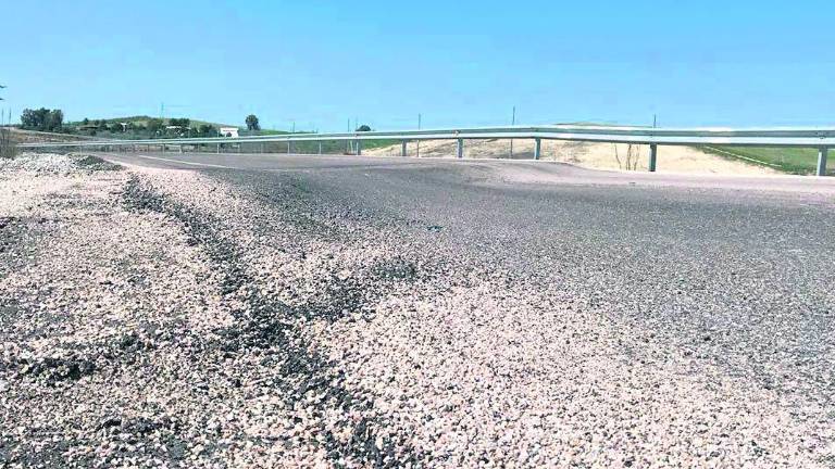 Cerrada al tráfico la carretera “antigua” hasta Linares-Baeza