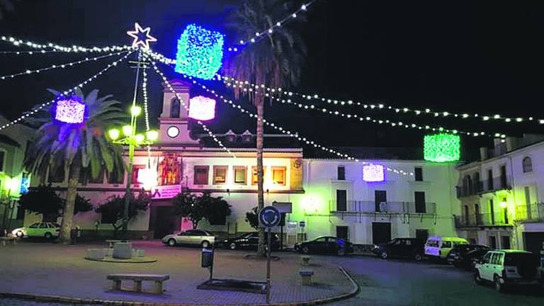 Trifulca política en Lopera por el “absentismo” de un concejal