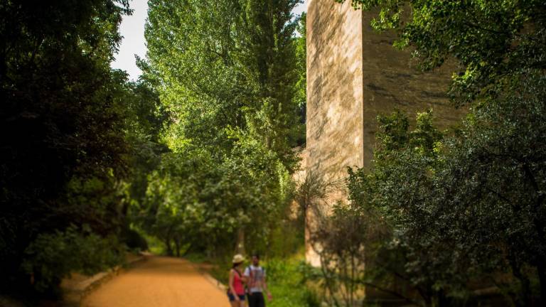 Cuesta de los Chinos, en el entorno de la Alhambra