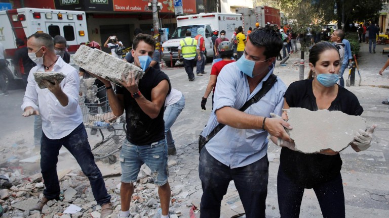 Al menos 216 muertos por el terremoto de magnitud 7,1 en México