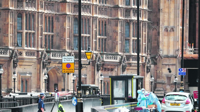 La Policía británica investiga un posible acto de terrorismo