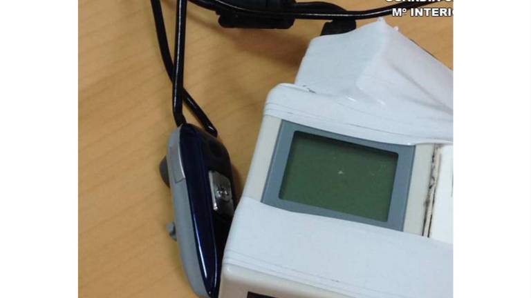 Utilizan dispositivos electrónicos para obtener del Permiso de Conducir