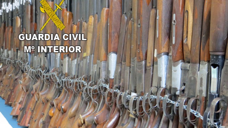 La Guardia Civil saca a subasta más de 600 armas