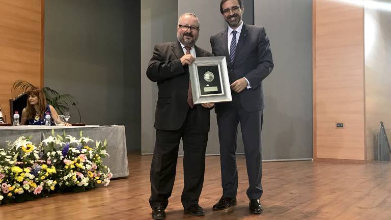 La Universidad rinde homenaje a su primer rector