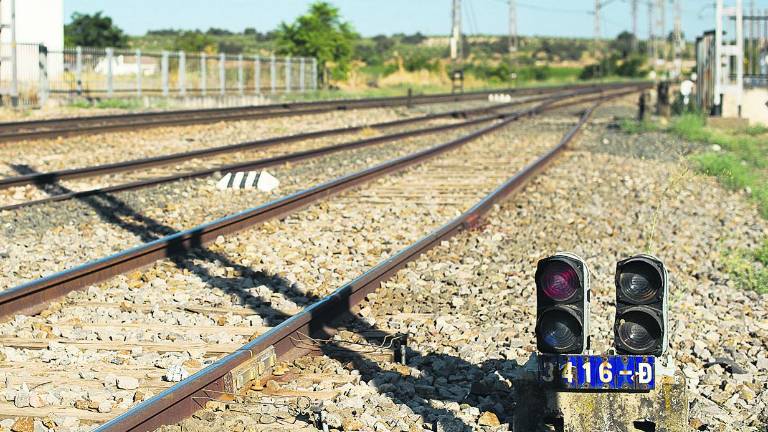 La obra en Moreda augura el adiós a los trenes de Almería