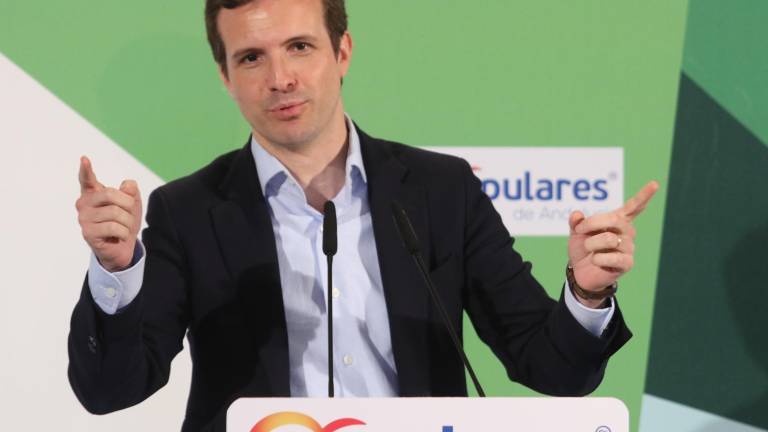 Casado justifica el cambio en las listas