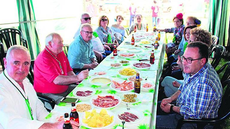 “La Abuela” de una villa histórica sale a las calles