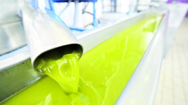 El aceite deja de ser gancho comercial en el supermercado