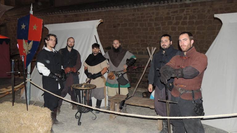La ciudad revive su pasado medieval con el “histórico asalto a la villa”