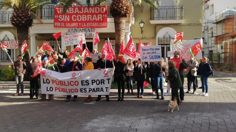 Los trabajadores del Ayuntamiento de La Puerta de Segura cobran tres nóminas