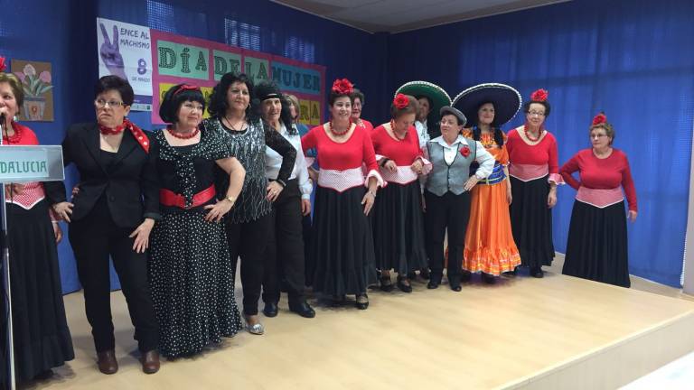 Teatro y danza por la mujer en Valdepeñas