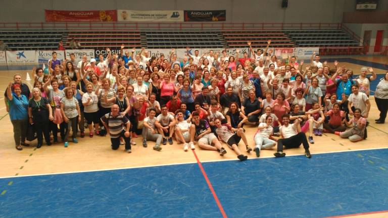 Los mayores participan en las olimpiadas