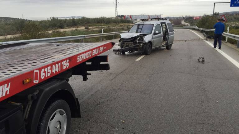 Accidente en la A-316 al esquivar a un perro