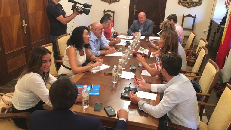 El Ayuntamiento destaca que su prioridad es la lucha contra el desempleo